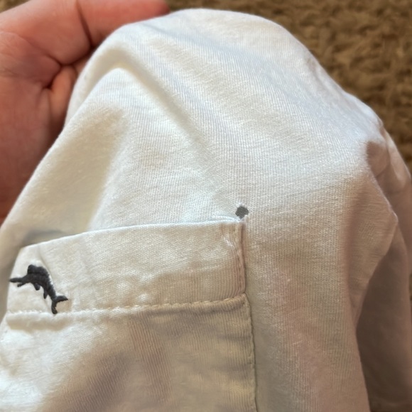Youth XL White Tee Tommy Bahama - Picture 3 of 4